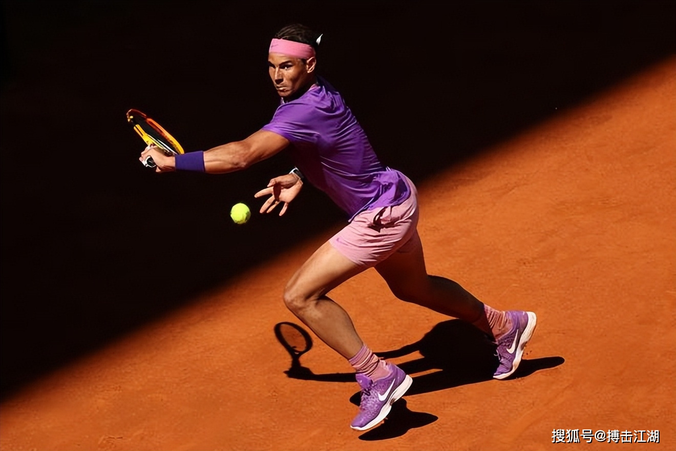 开云体育-费德勒官方宣布比赛规则变更新规，TL引发争议！气势如虹延续-开云体育